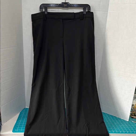 Ann Taylor Loft Black Julie Wide-Leg Trousers Slacks Business Workwear Size 12 - Picture 1 of 10